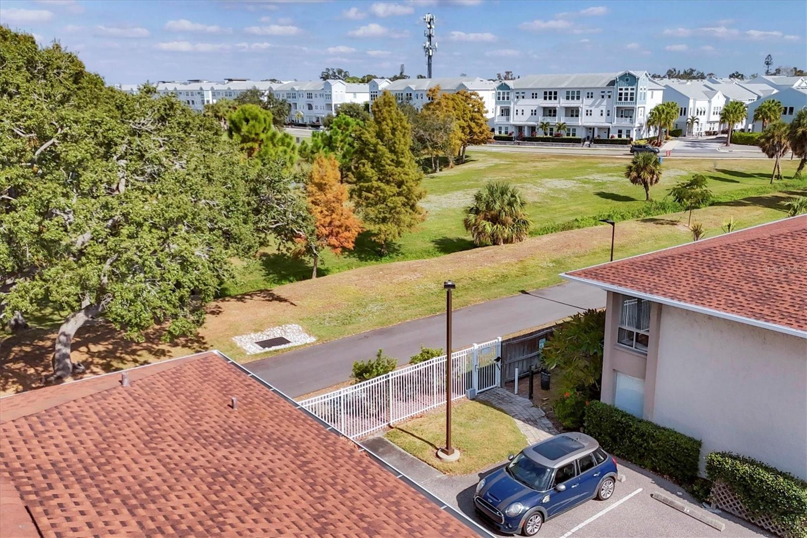 Image 40 of 50 For 2121 Wood Street C110