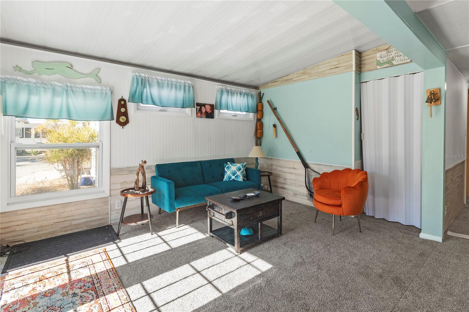 Image 16 of 32 For 12507 Cortez Road W 58