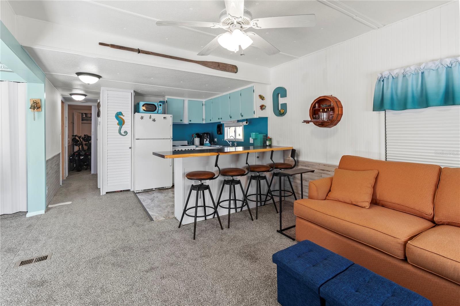 Image 19 of 32 For 12507 Cortez Road W 58