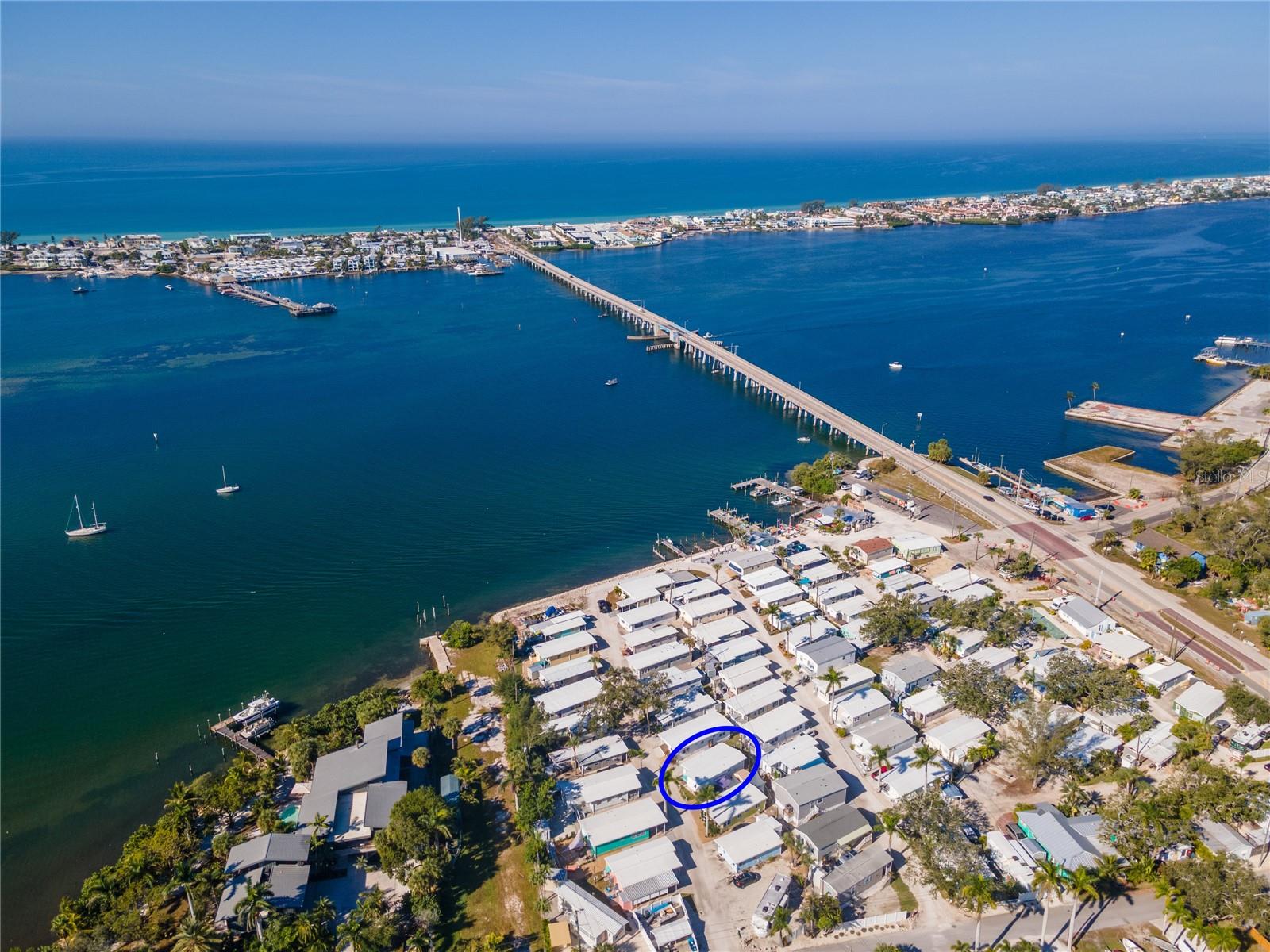 Image 8 of 32 For 12507 Cortez Road W 58