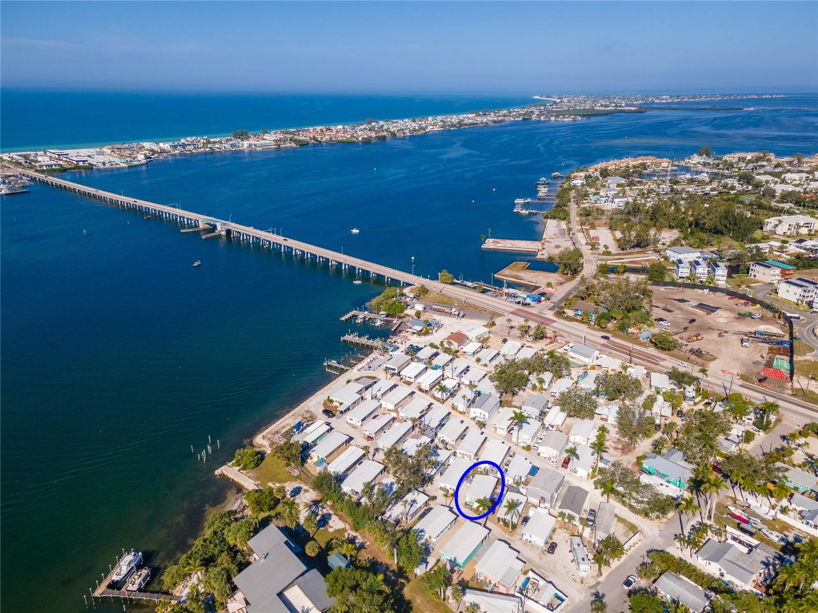 Image 9 of 32 For 12507 Cortez Road W 58