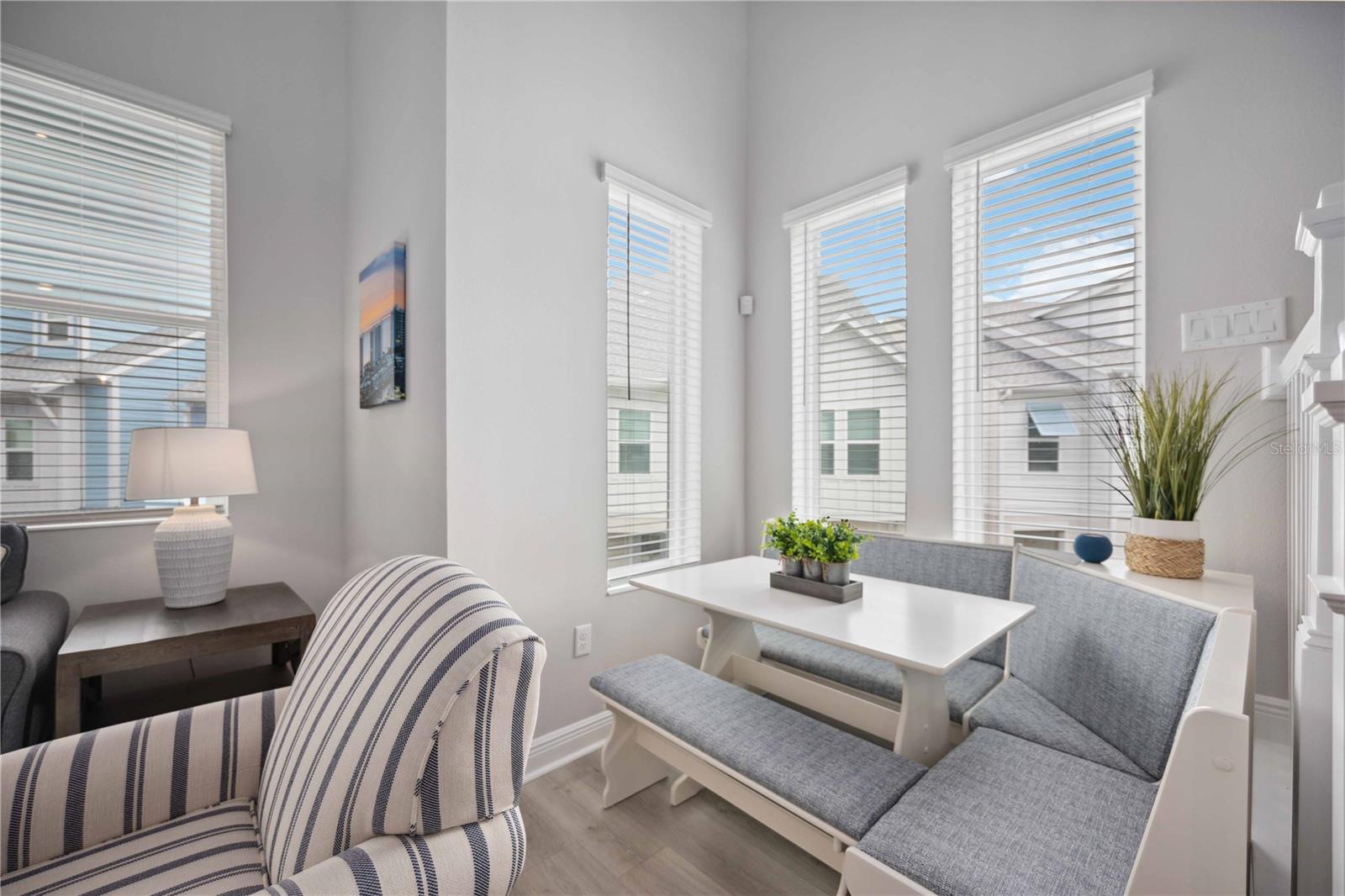 Image 14 of 56 For 2344 Lindstrom Street