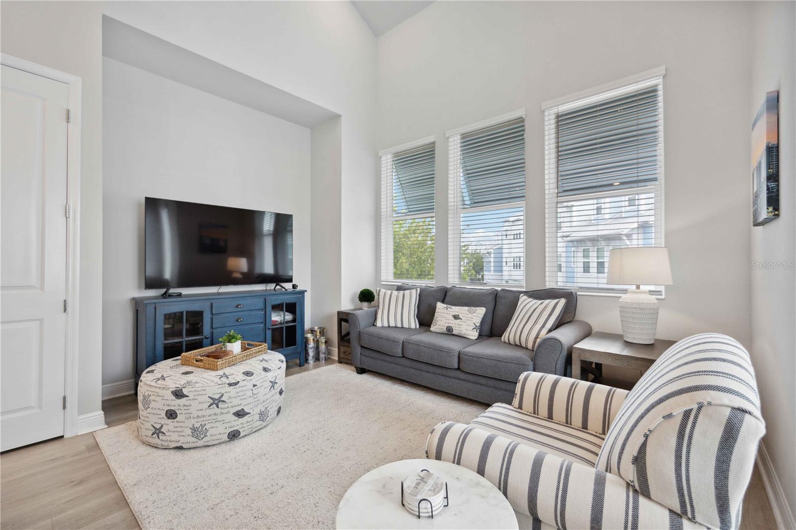 Image 5 of 56 For 2344 Lindstrom Street