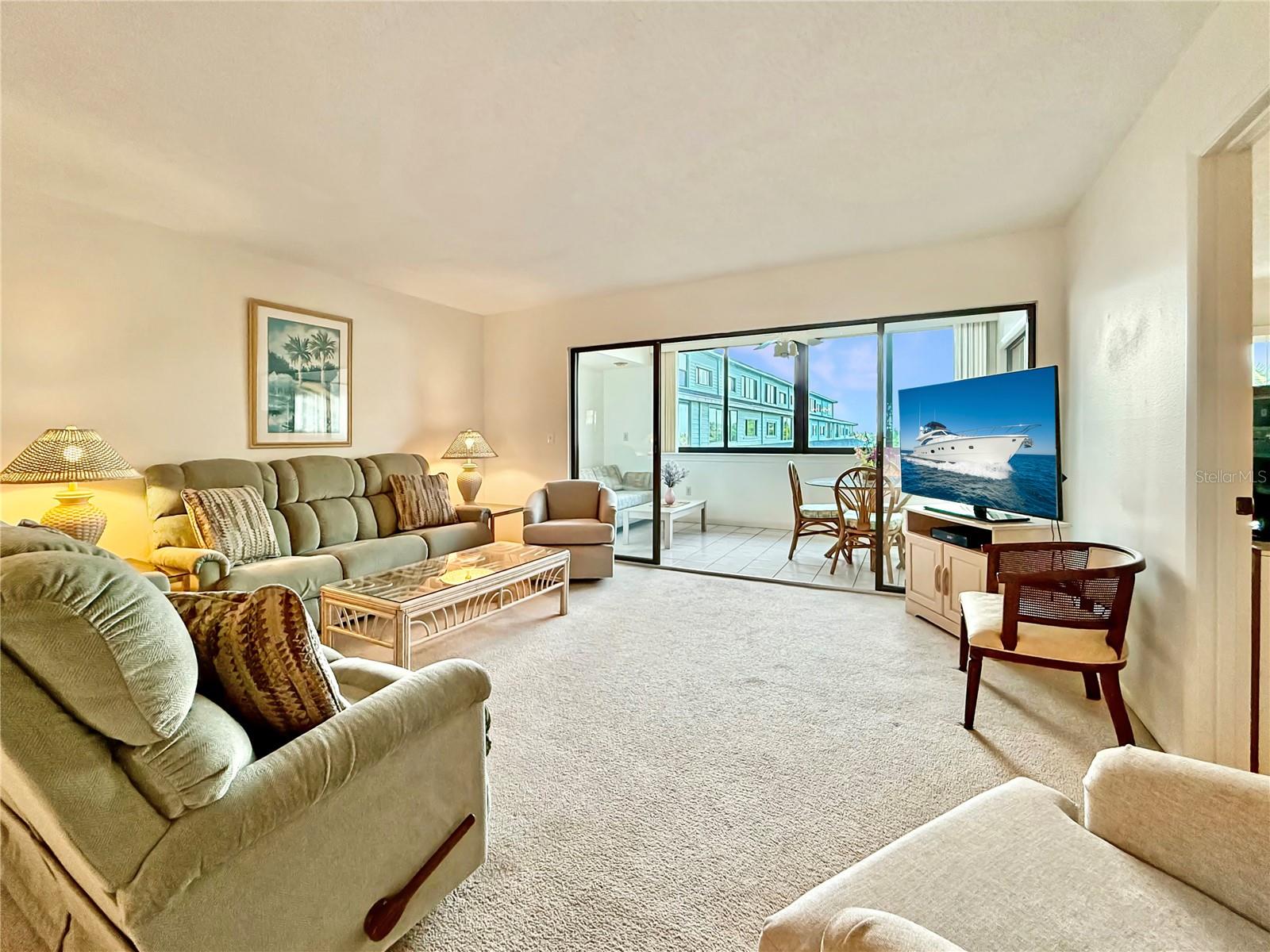 Image 13 of 37 For 9604 Cortez Road W 421