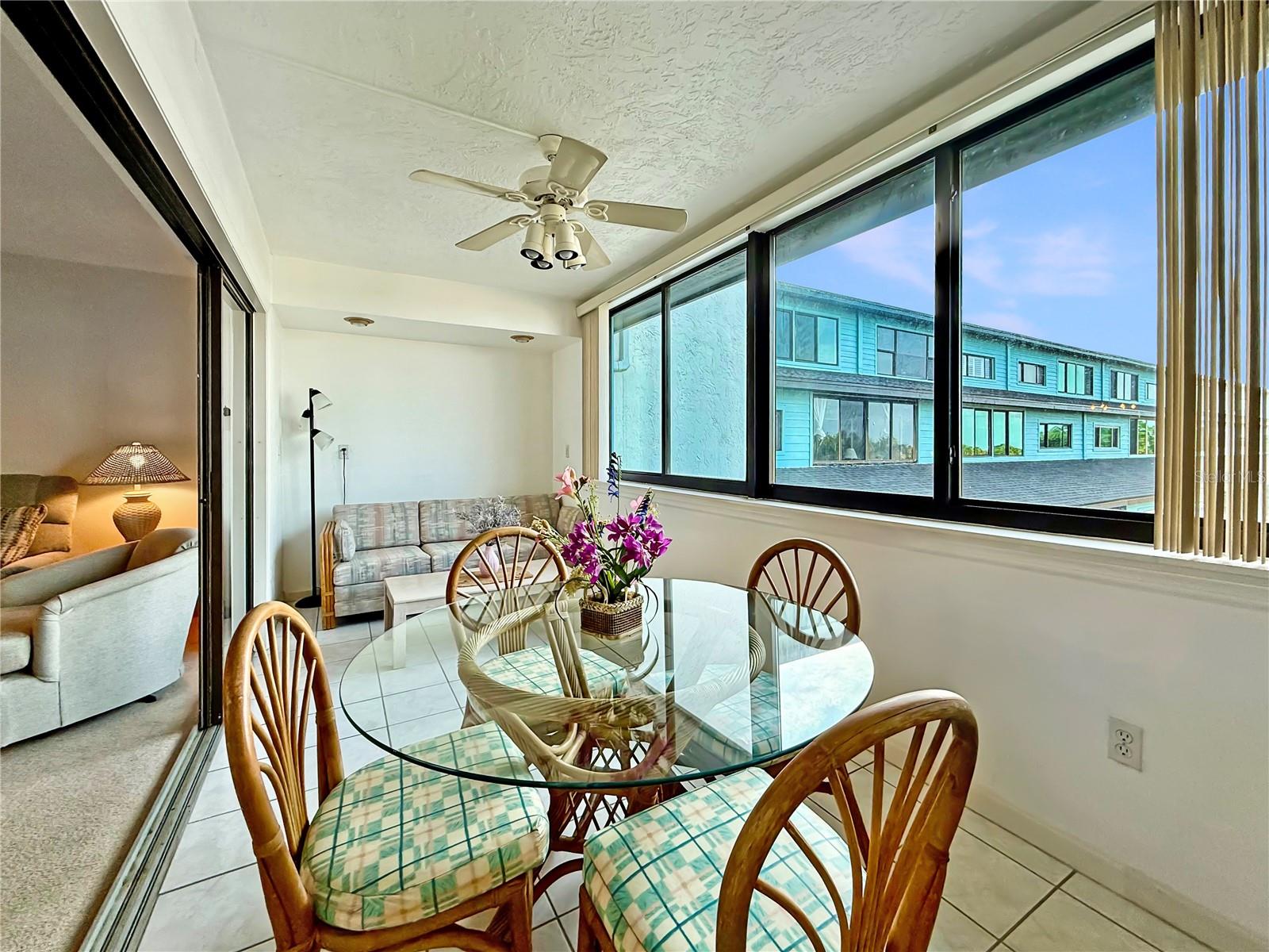 Image 15 of 37 For 9604 Cortez Road W 421