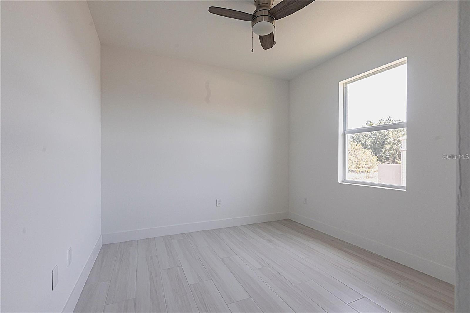 Image 12 of 40 For 1816 Braddock Avenue