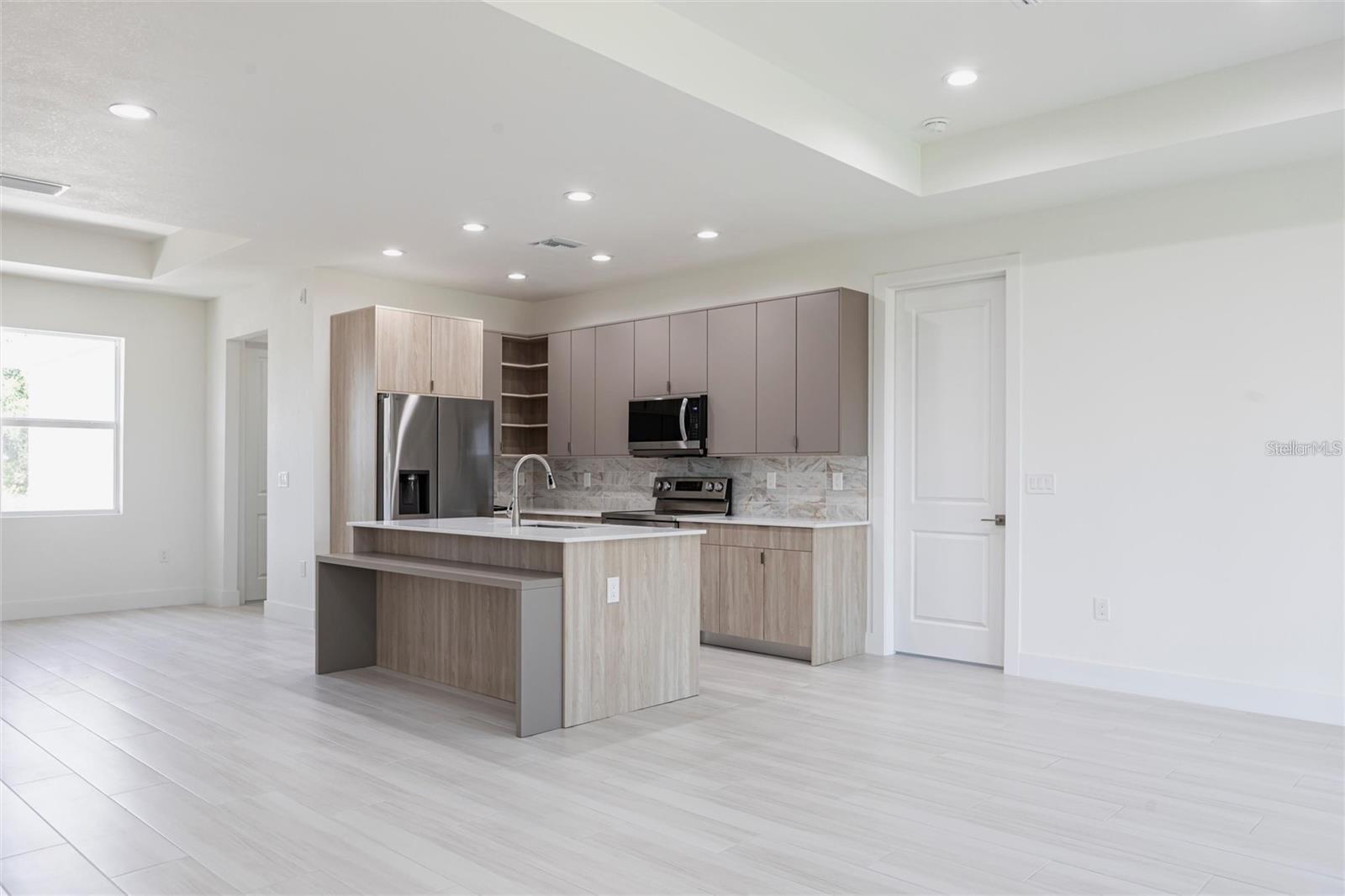 Image 3 of 40 For 1816 Braddock Avenue