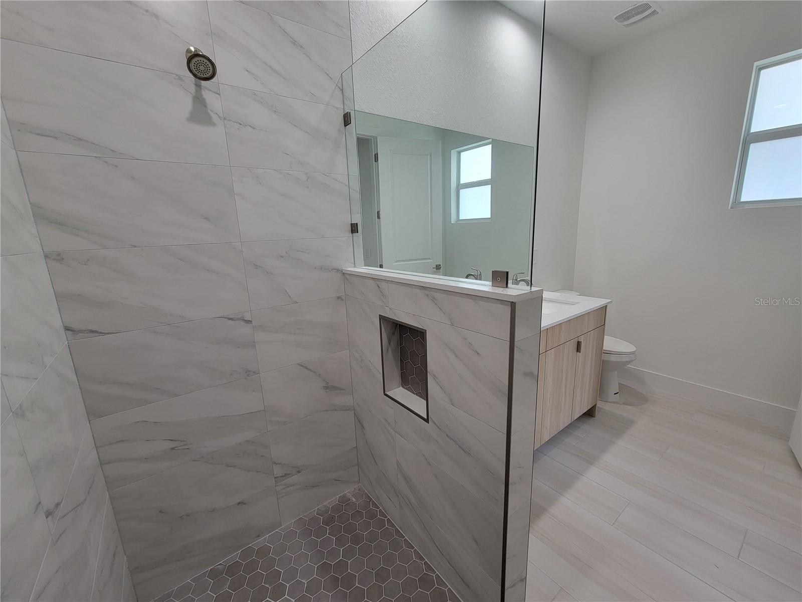 Image 9 of 40 For 1816 Braddock Avenue