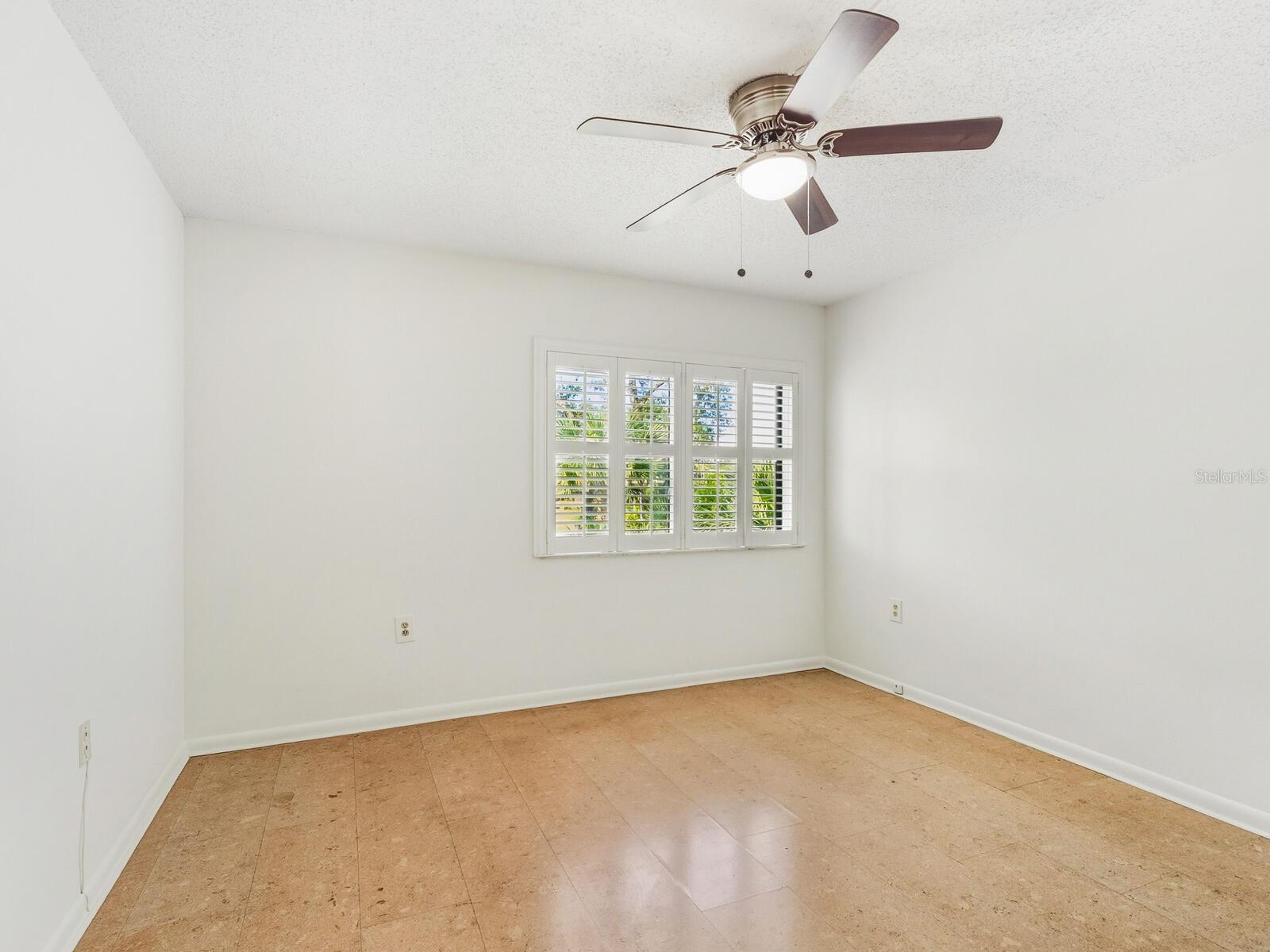 Image 14 of 38 For 2714 Orchid Oaks Drive 101