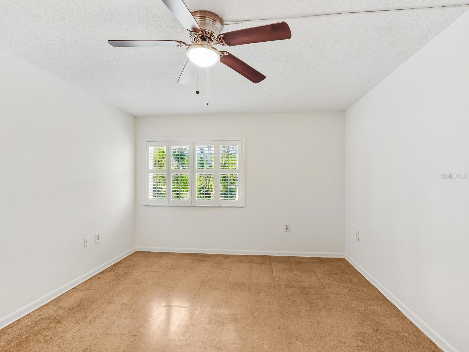 Image 15 of 38 For 2714 Orchid Oaks Drive 101