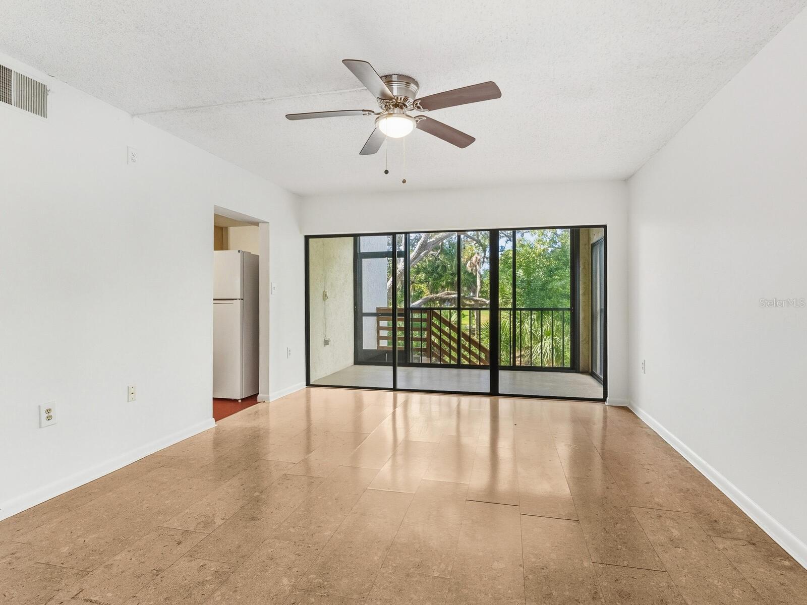 Image 7 of 38 For 2714 Orchid Oaks Drive 101