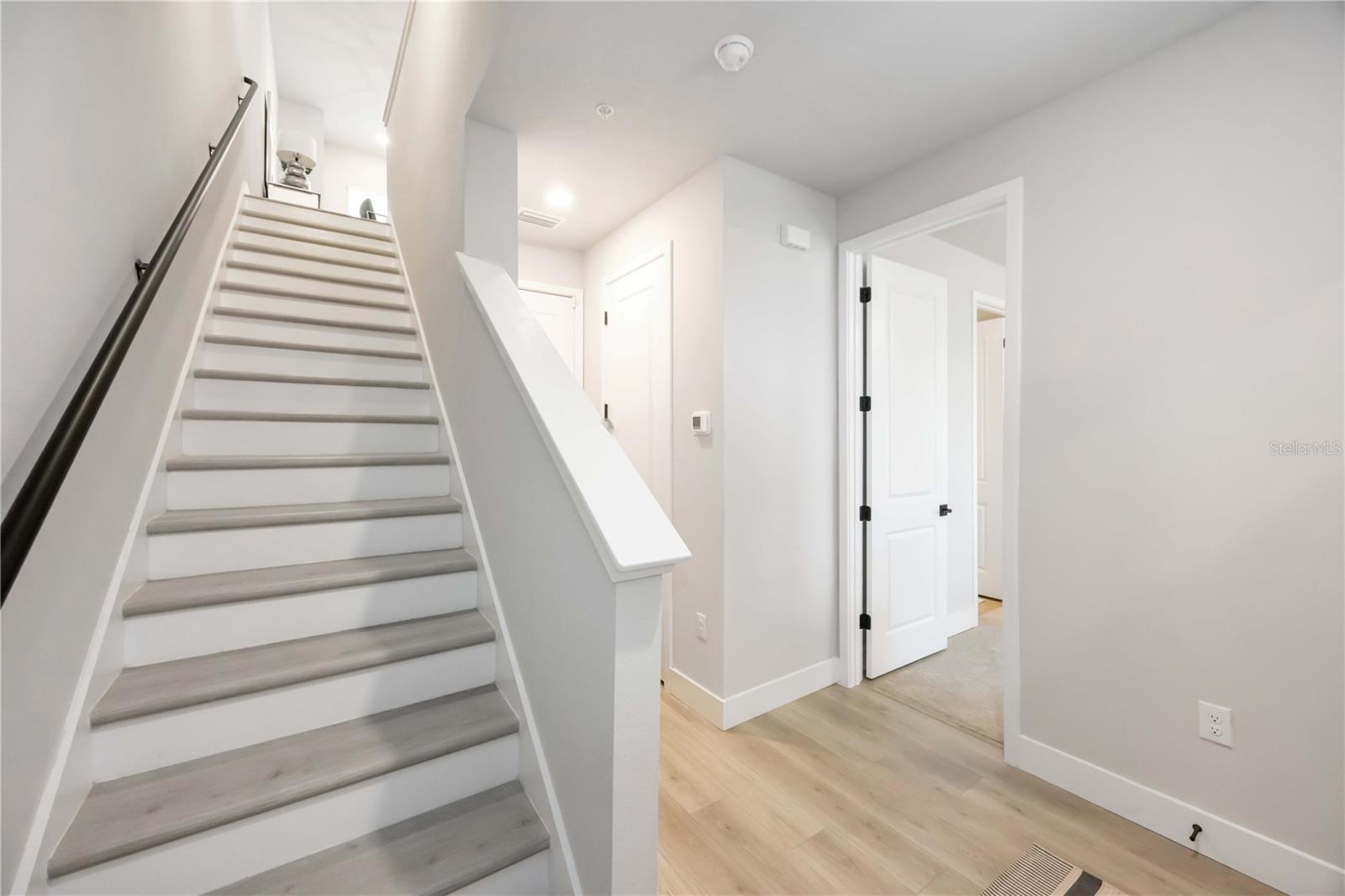 Image 13 of 59 For 1570 Springwell Lane