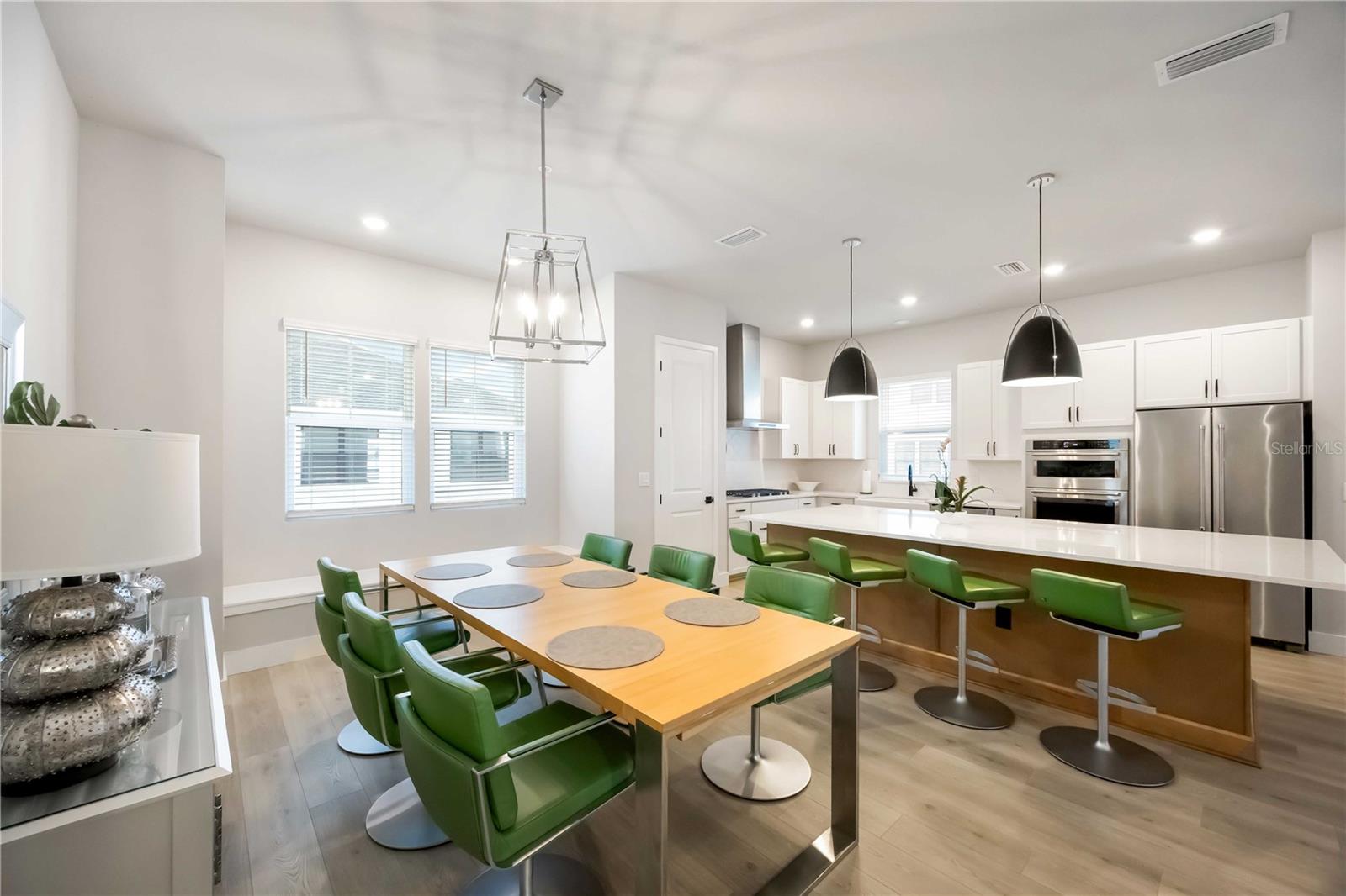 Image 14 of 59 For 1570 Springwell Lane