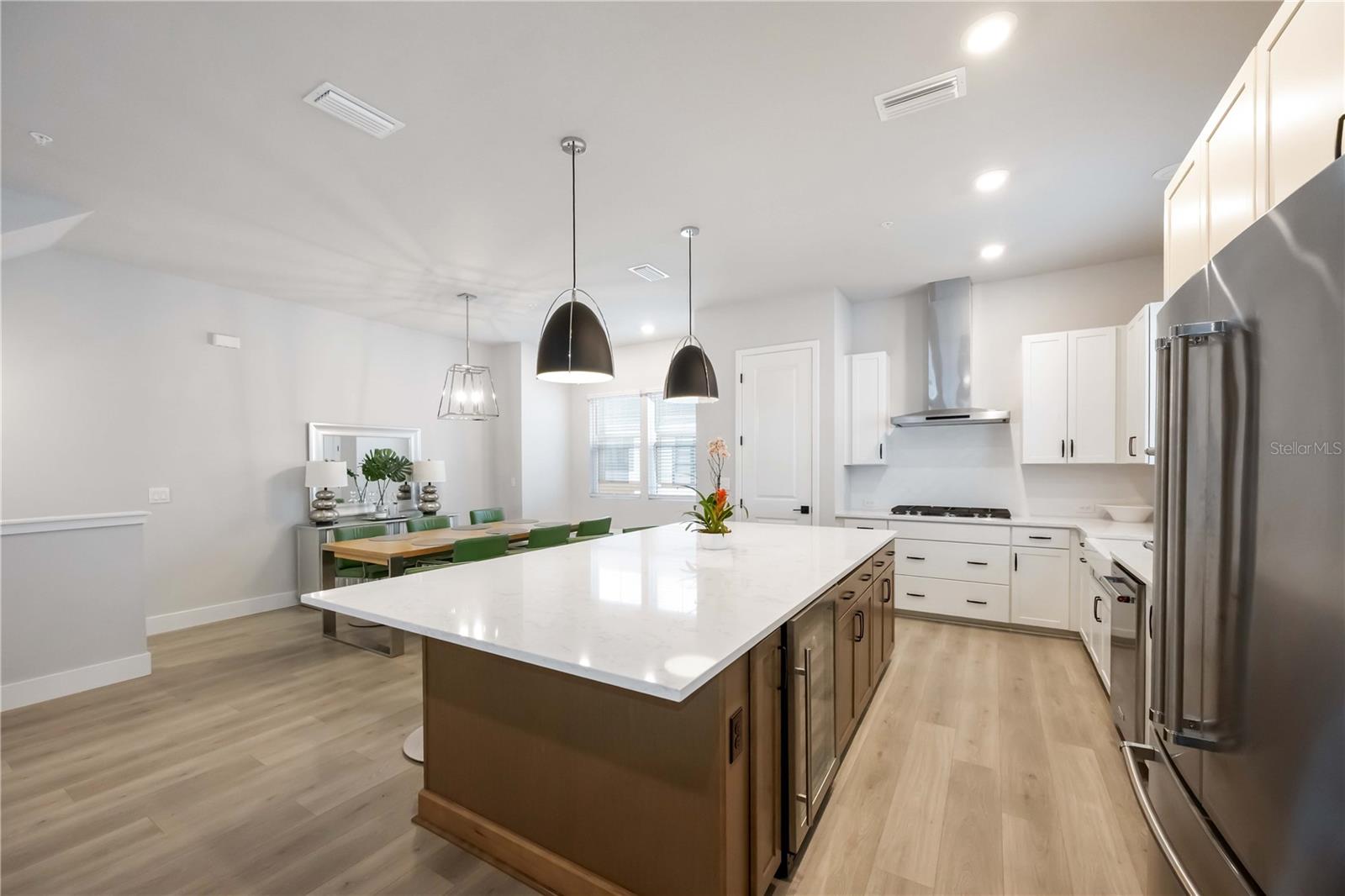 Image 17 of 59 For 1570 Springwell Lane