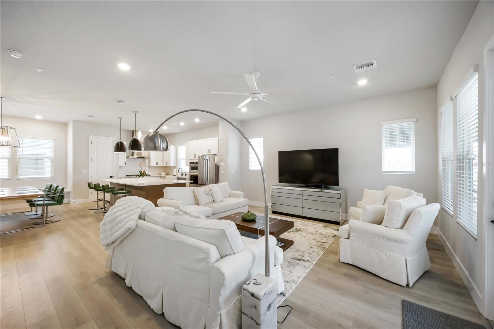 Image 21 of 59 For 1570 Springwell Lane