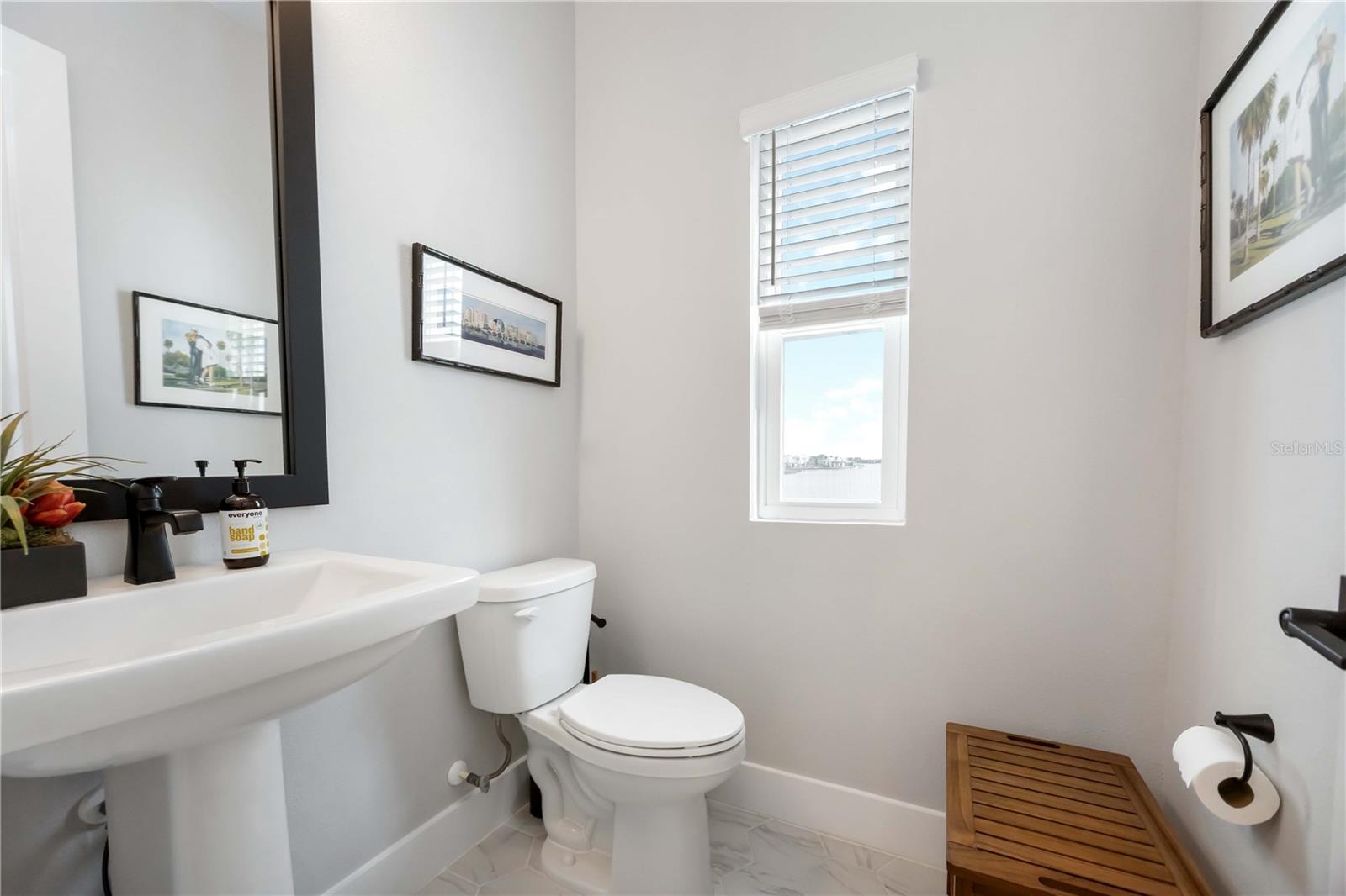 Image 27 of 59 For 1570 Springwell Lane