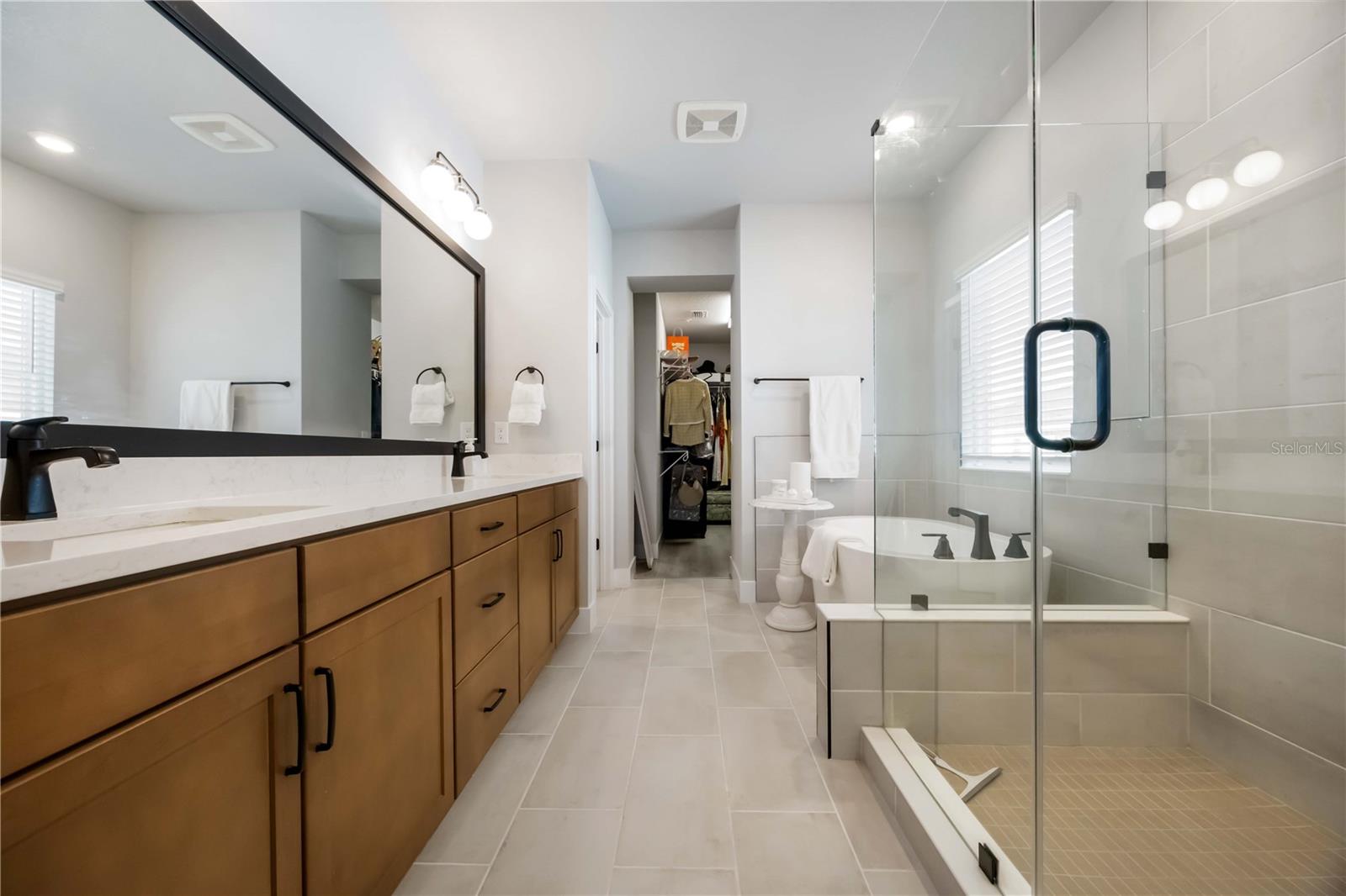 Image 34 of 59 For 1570 Springwell Lane