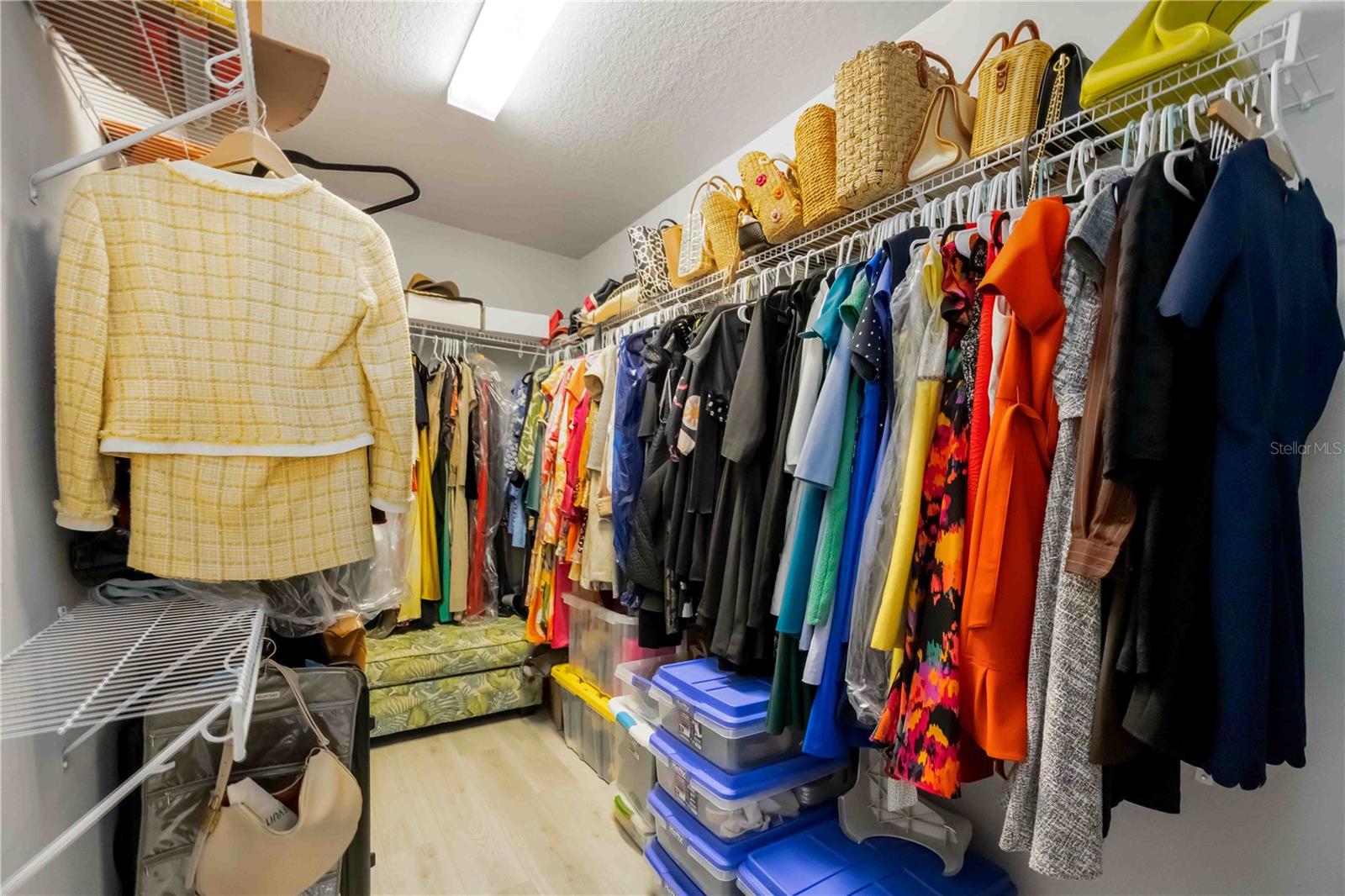 Image 37 of 59 For 1570 Springwell Lane