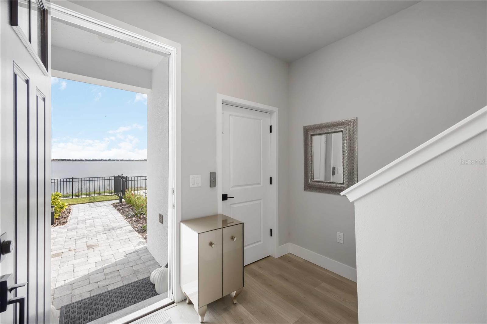 Image 7 of 59 For 1570 Springwell Lane