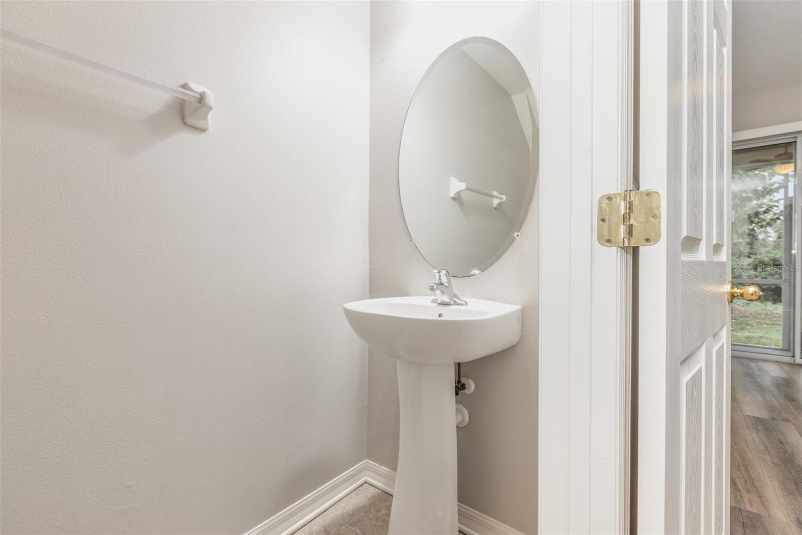 Image 16 of 33 For 1125 Grantham Drive