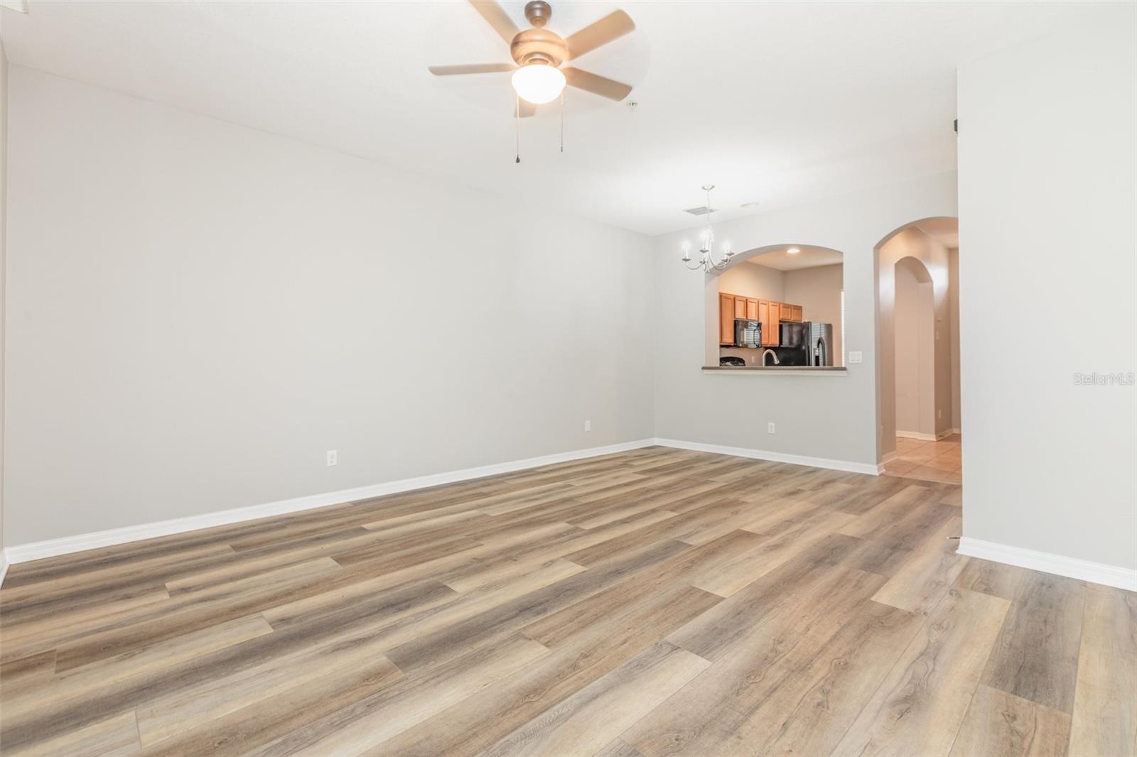 Image 3 of 33 For 1125 Grantham Drive