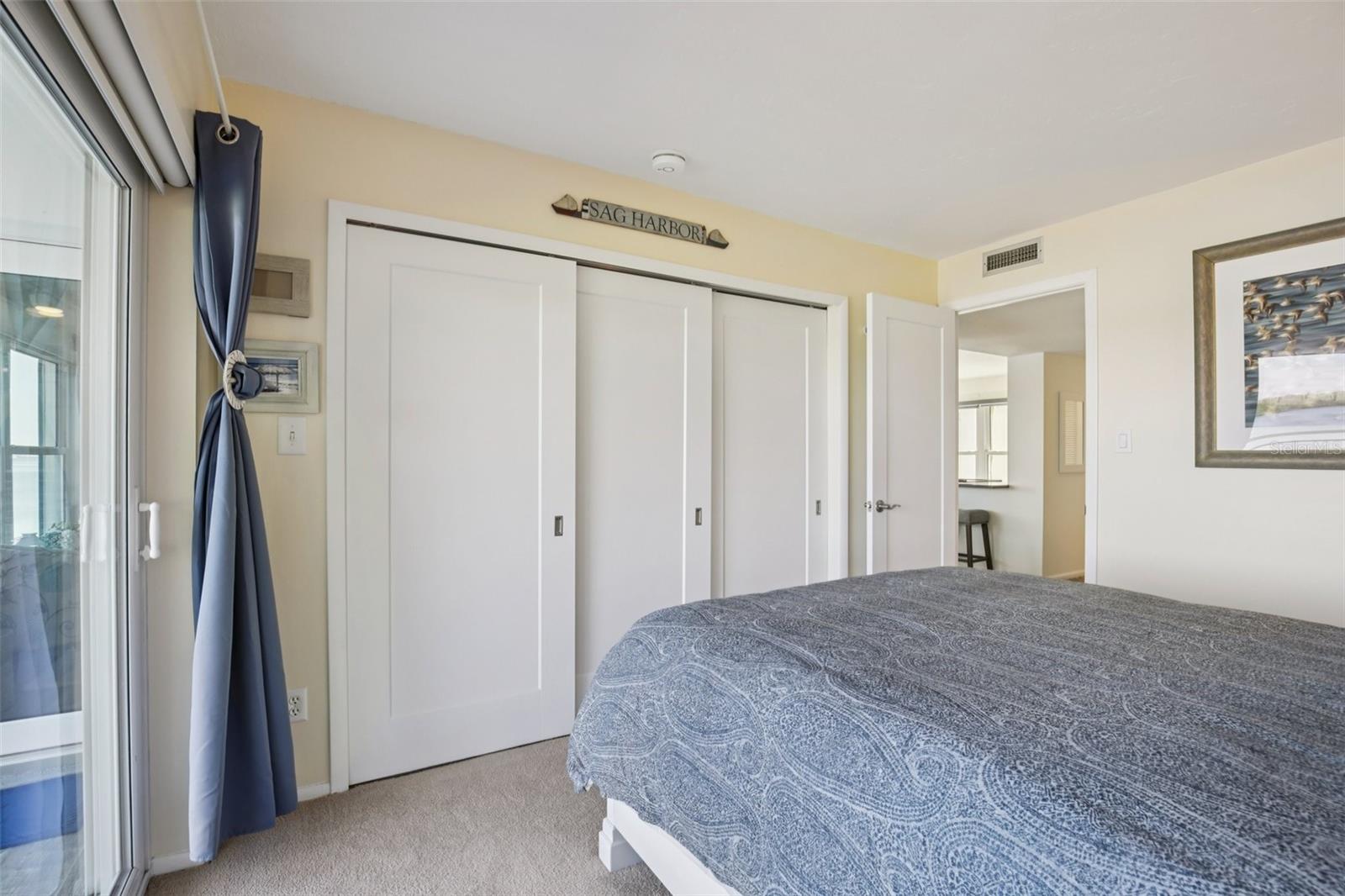 Image 22 of 36 For 4440 Exeter Drive 206