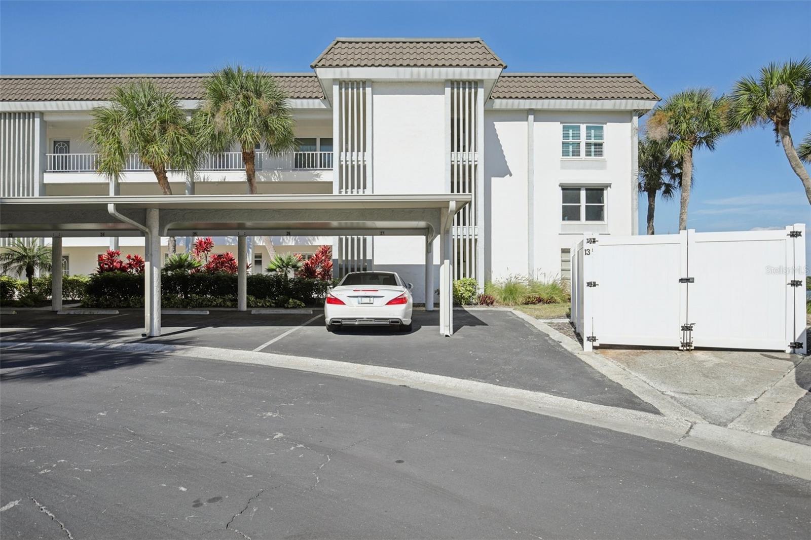 Image 29 of 36 For 4440 Exeter Drive 206