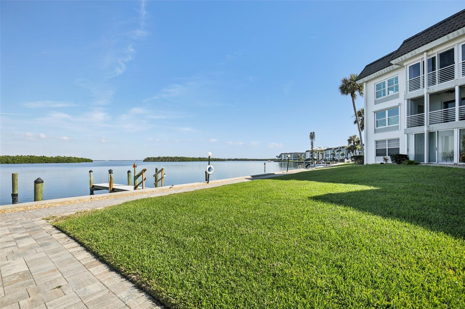 Image 31 of 36 For 4440 Exeter Drive 206