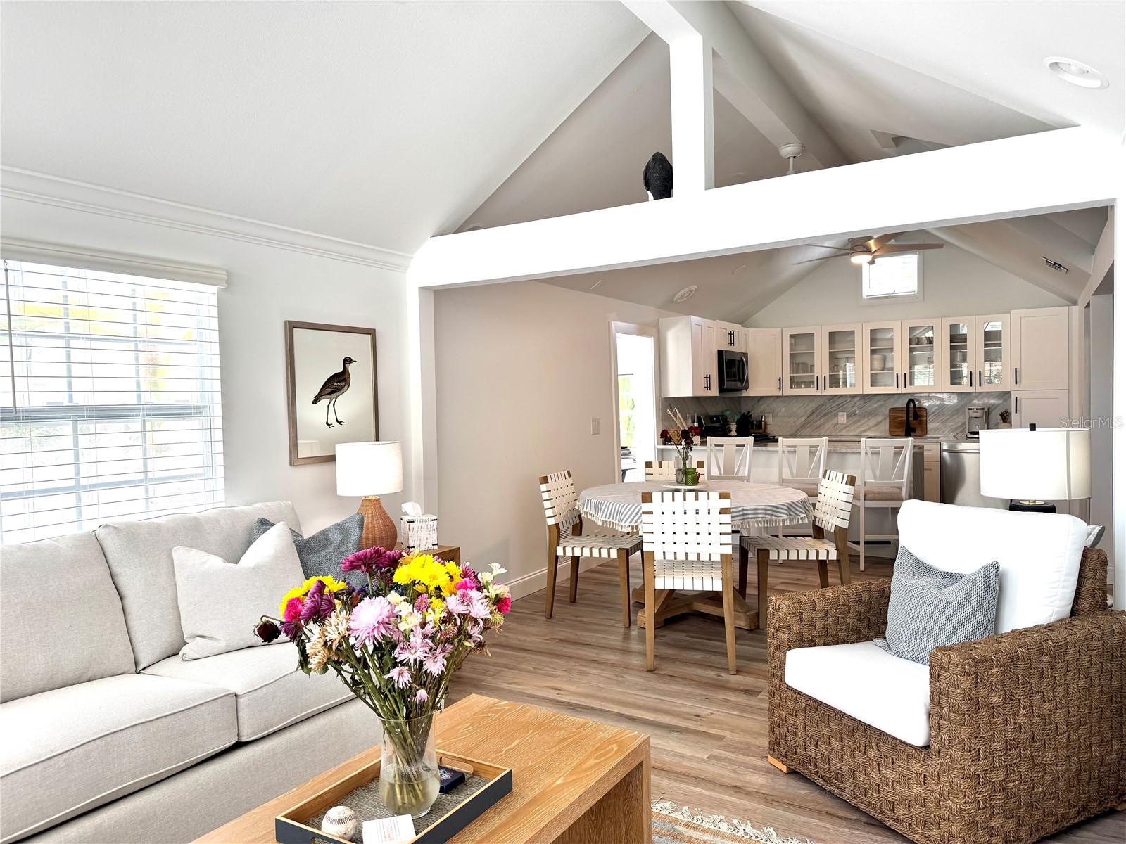 Image 4 of 33 For 701 Broadway Street