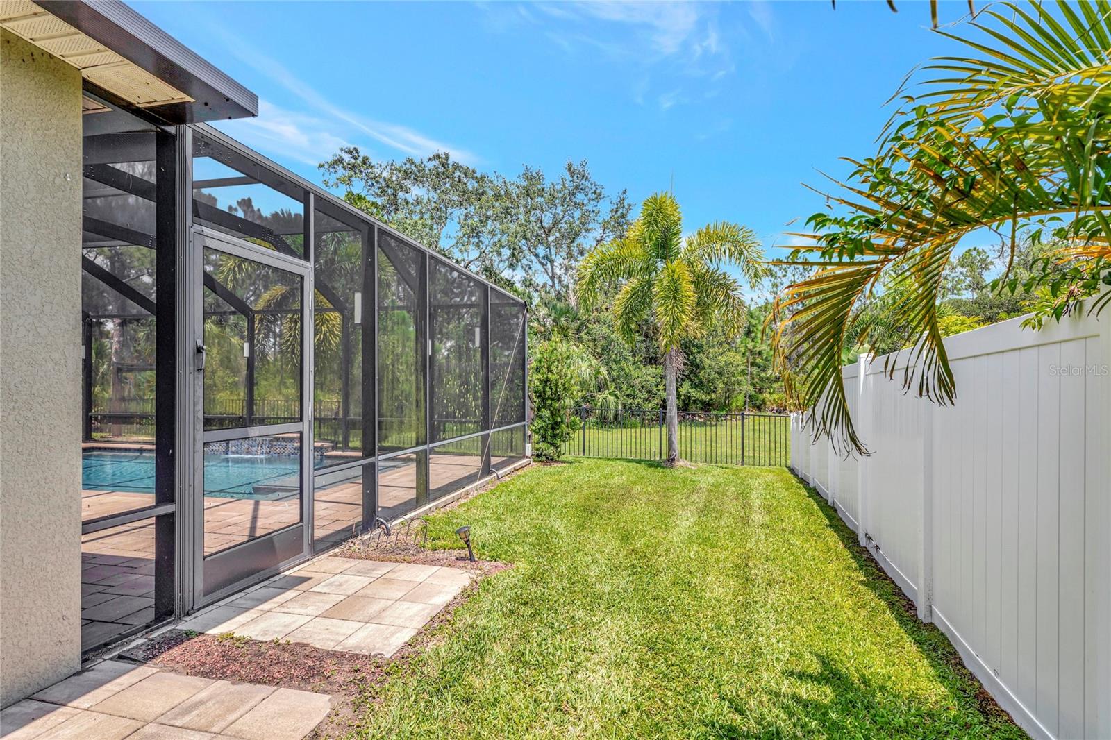 Image 15 of 70 For 271 Tierra Verde Way