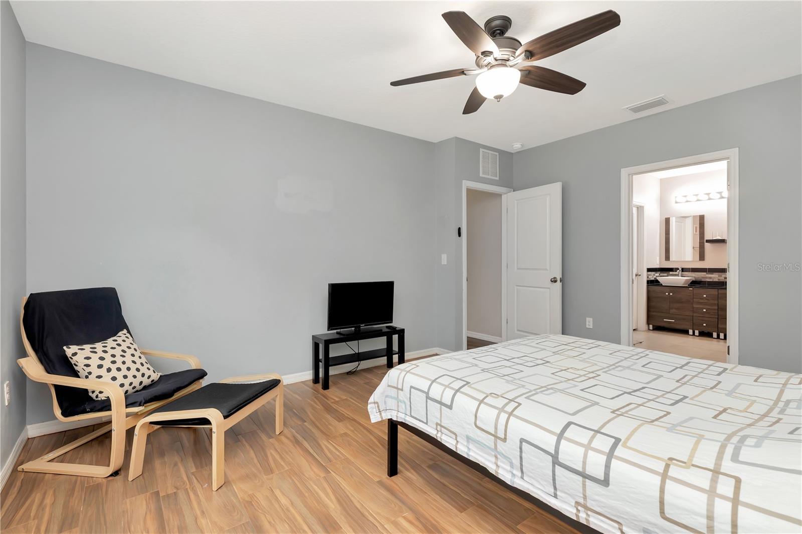 Image 29 of 70 For 271 Tierra Verde Way