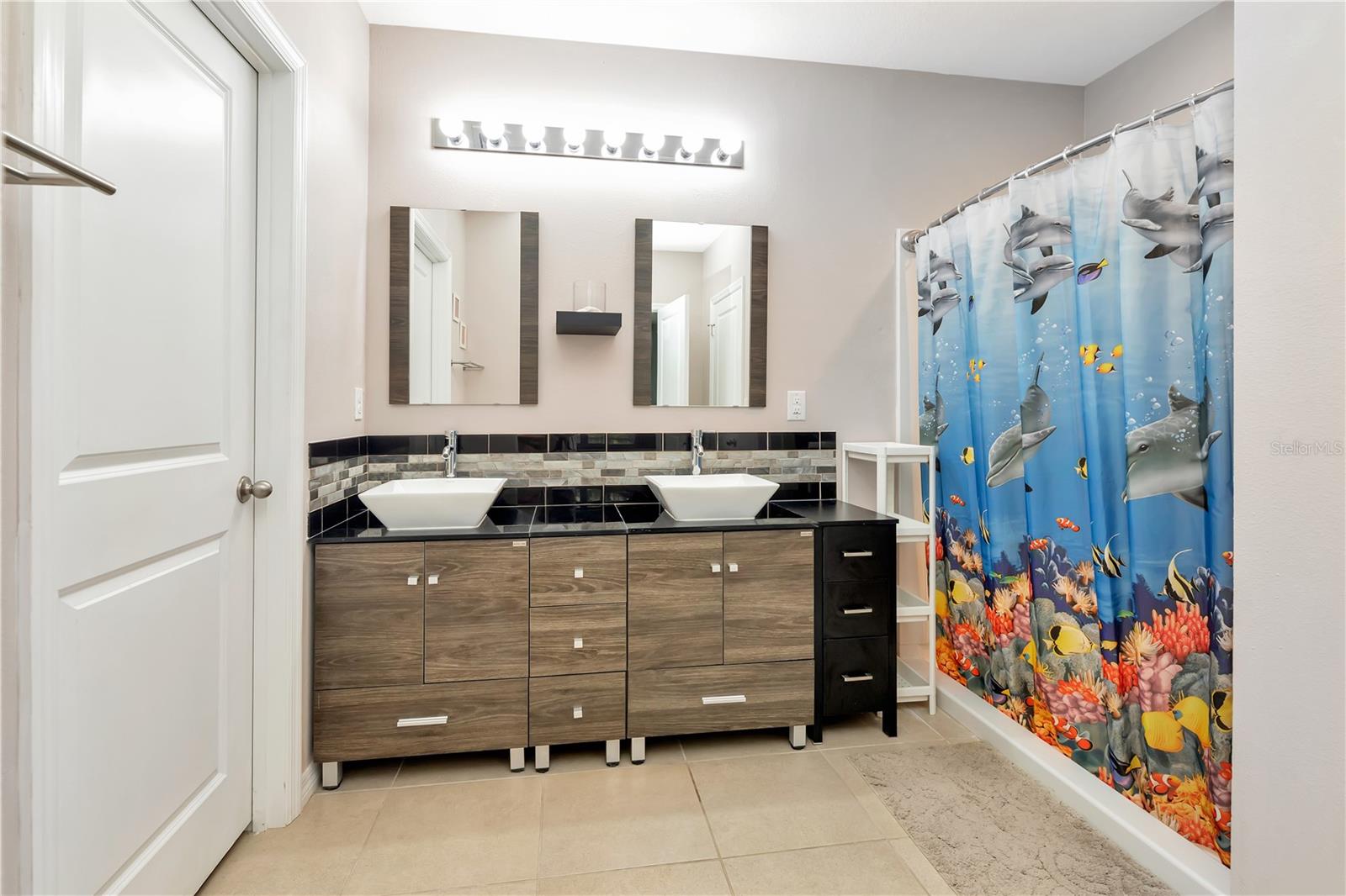 Image 32 of 70 For 271 Tierra Verde Way