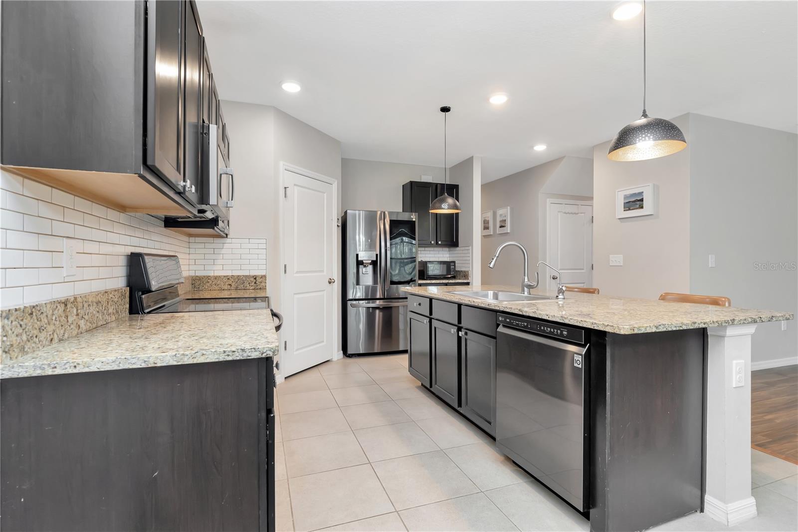 Image 4 of 70 For 271 Tierra Verde Way