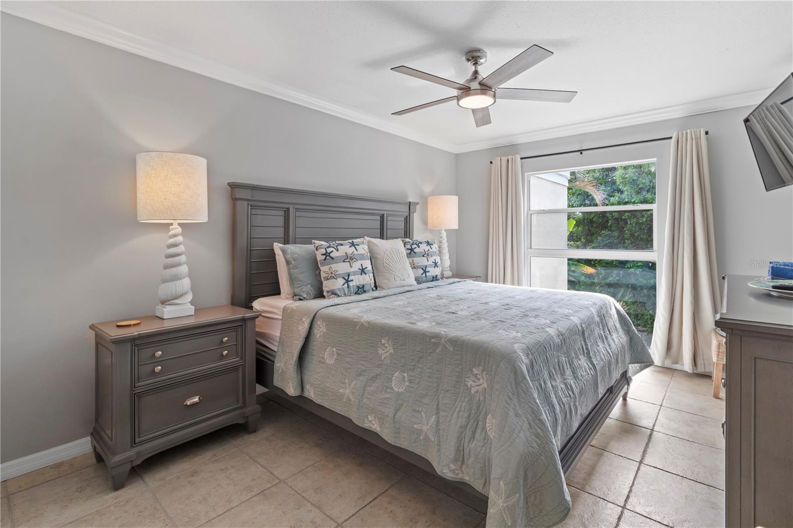 Image 19 of 54 For 5310 Gulf Of Mexico Drive 16