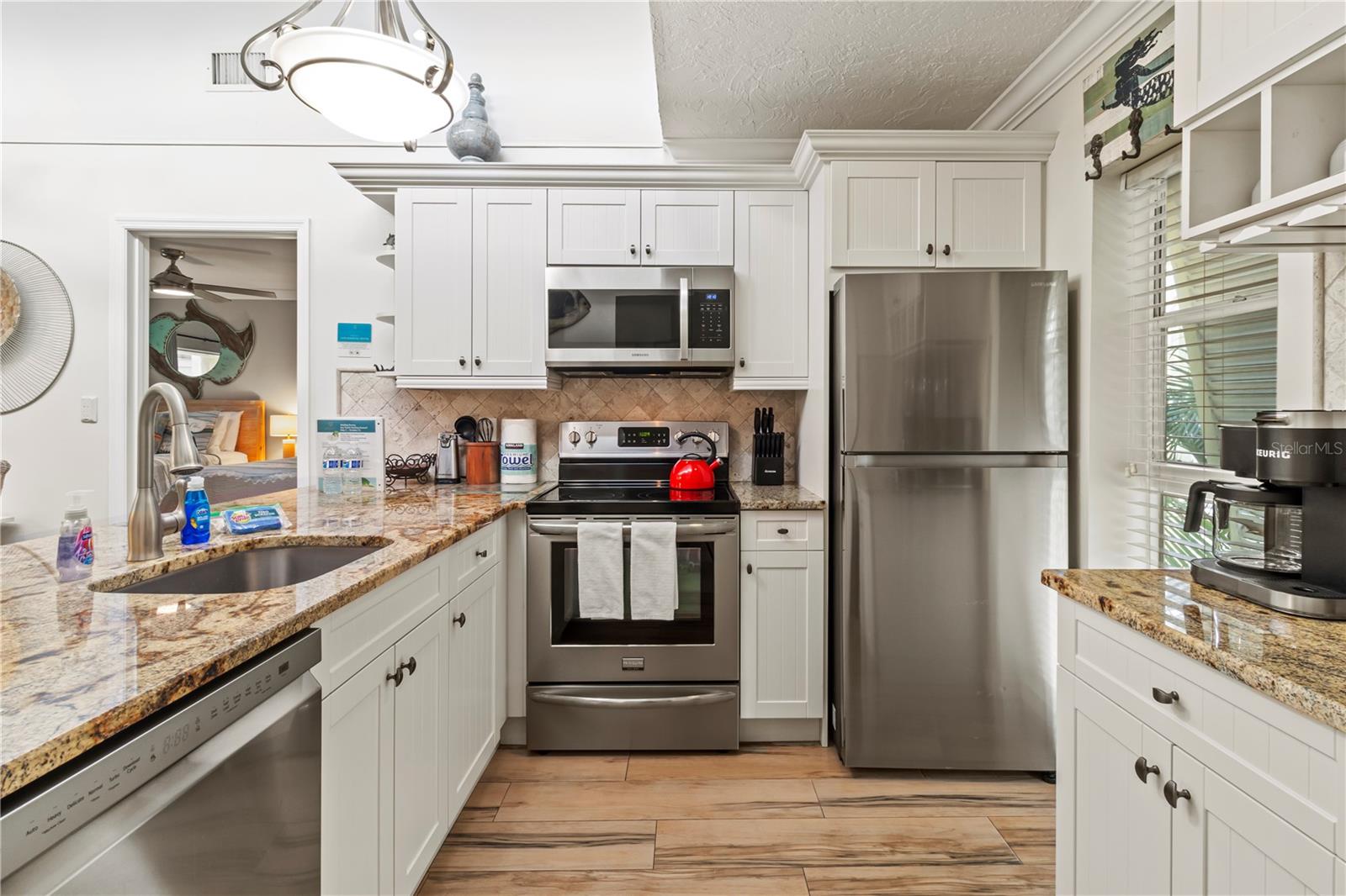 Image 7 of 54 For 5310 Gulf Of Mexico Drive 16