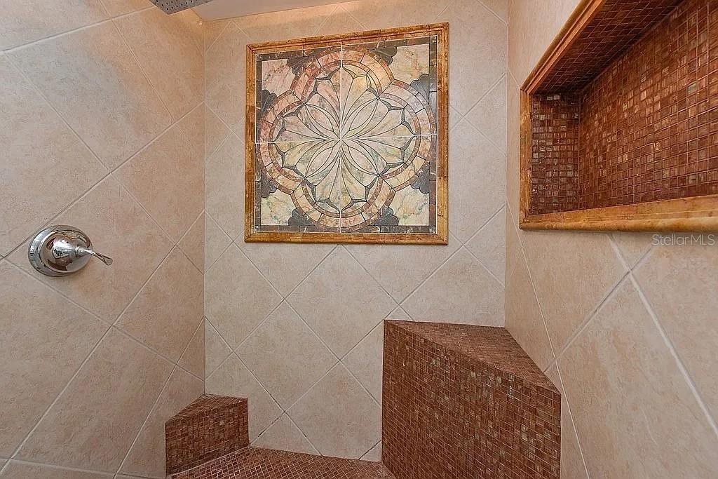 Image 15 of 17 For 2608 Sheridan Drive