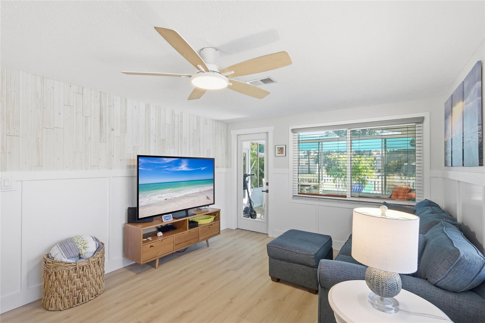 Image 10 of 48 For 417 63rd Street