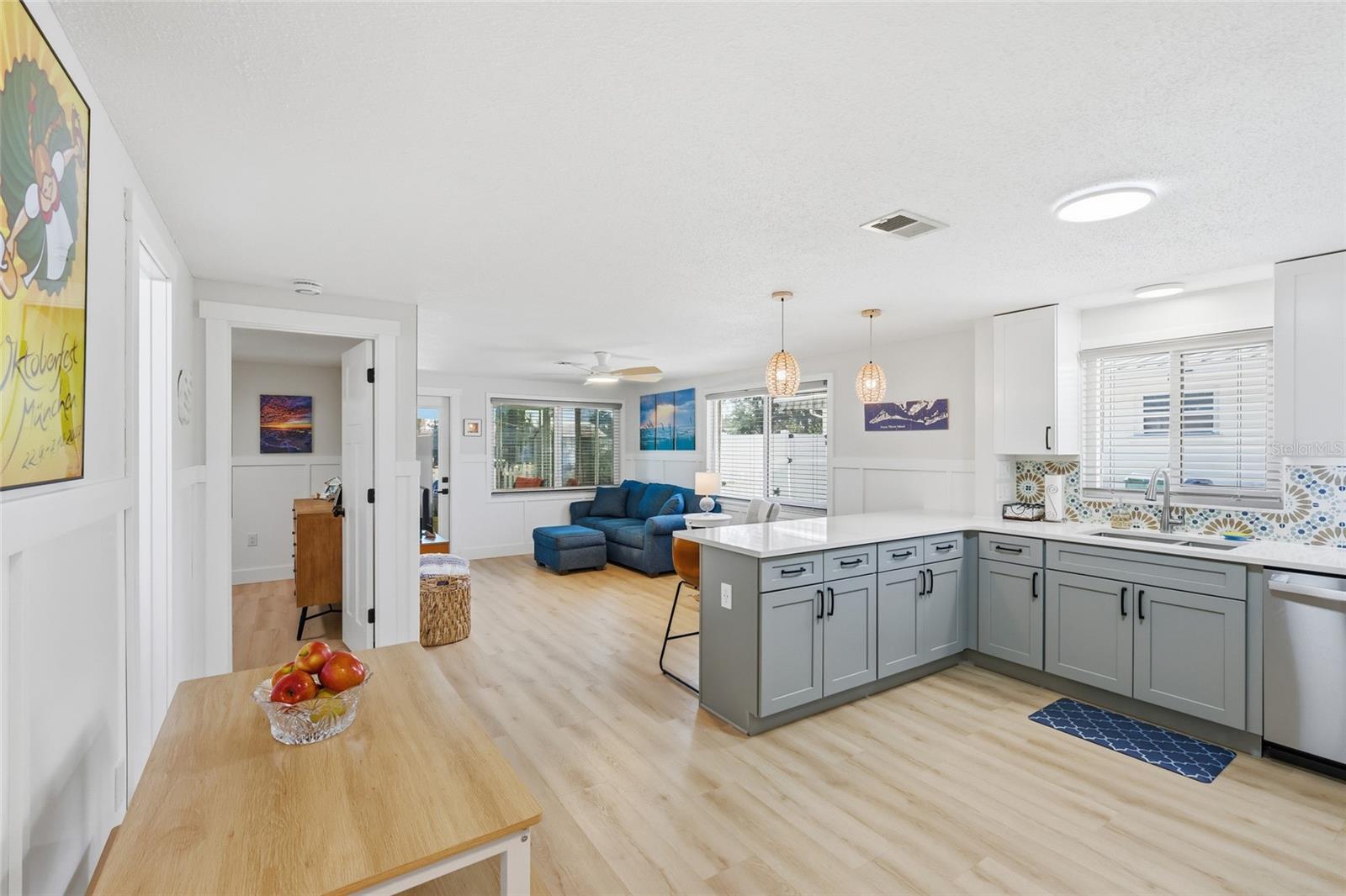 Image 3 of 48 For 417 63rd Street