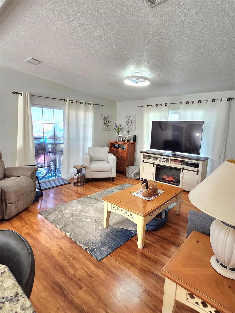 Image 13 of 57 For 6513 Oregon Street