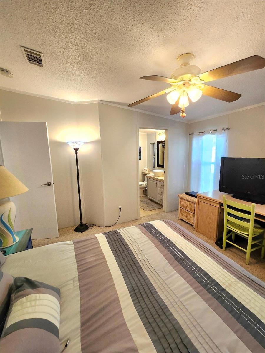 Image 25 of 57 For 6513 Oregon Street