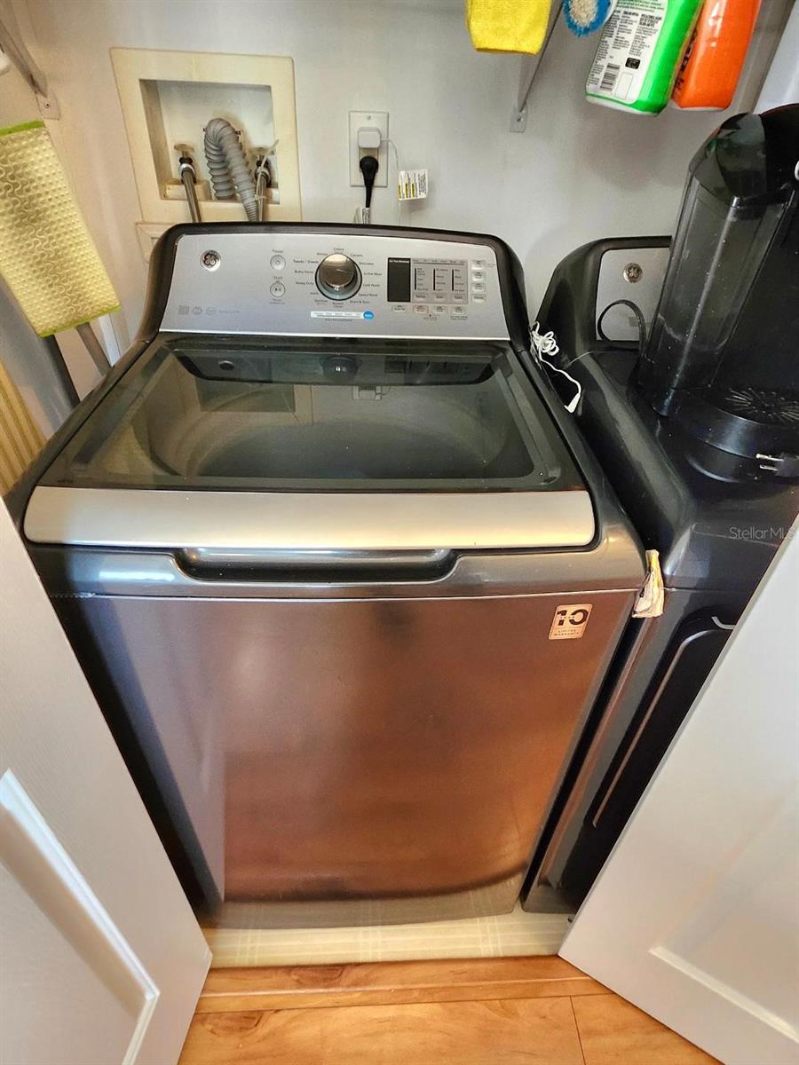 Image 30 of 57 For 6513 Oregon Street