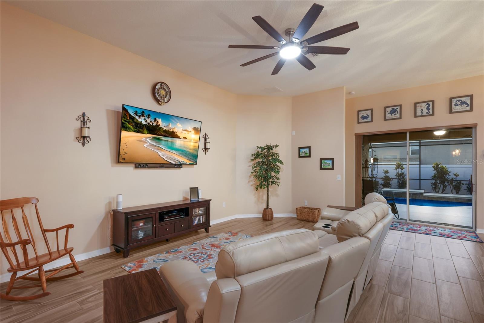 Image 10 of 77 For 10835 Carloway Hills Drive