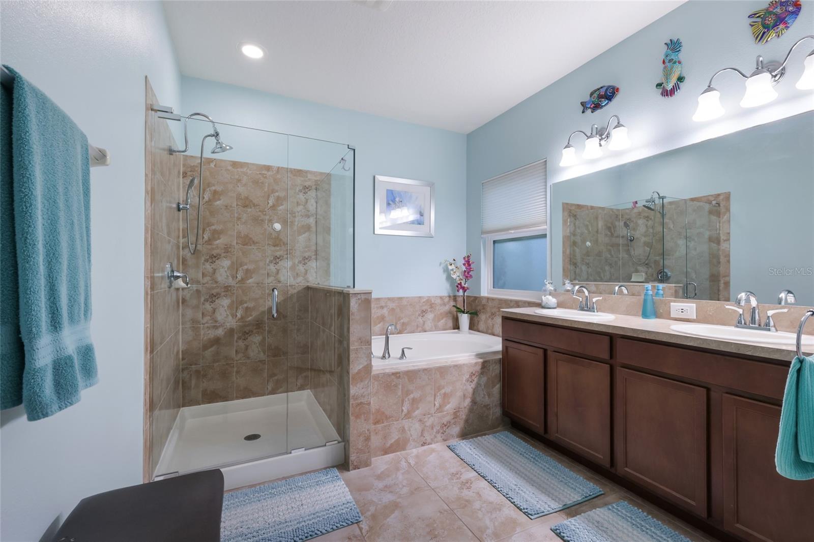 Image 16 of 77 For 10835 Carloway Hills Drive