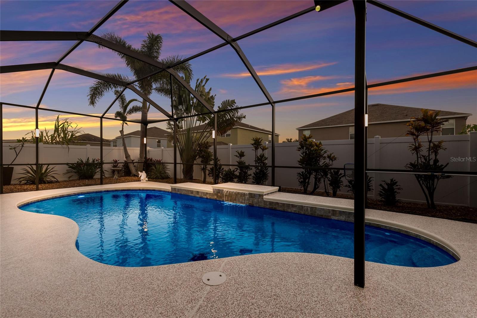 Image 19 of 77 For 10835 Carloway Hills Drive