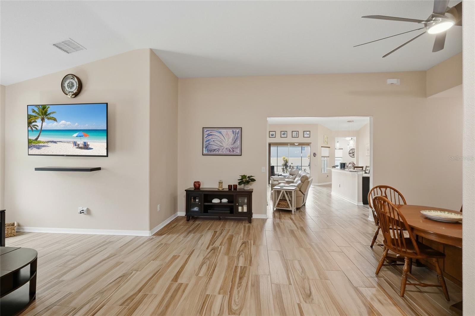 Image 45 of 77 For 10835 Carloway Hills Drive