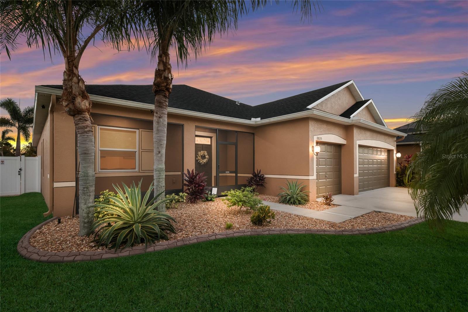 Image 5 of 77 For 10835 Carloway Hills Drive