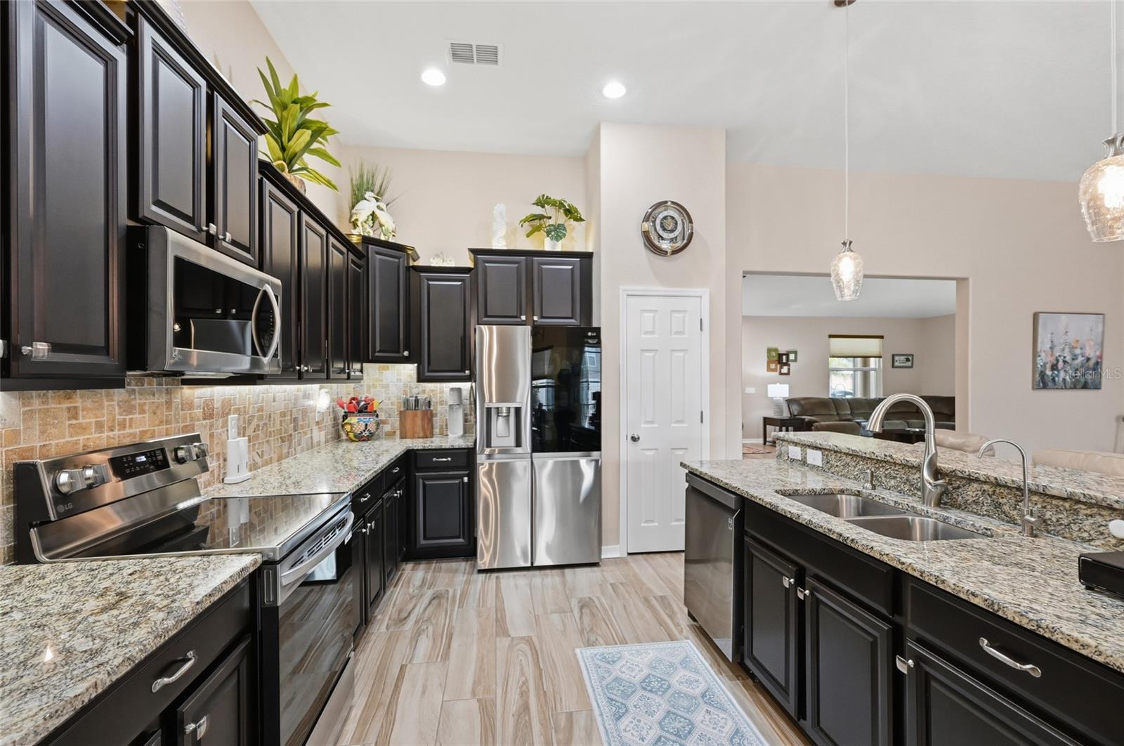 Image 50 of 77 For 10835 Carloway Hills Drive