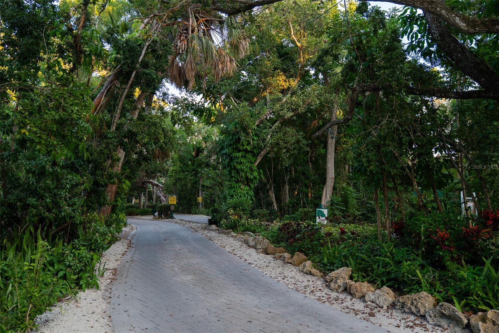 Image 22 of 35 For 1290 Hidden Harbor Way