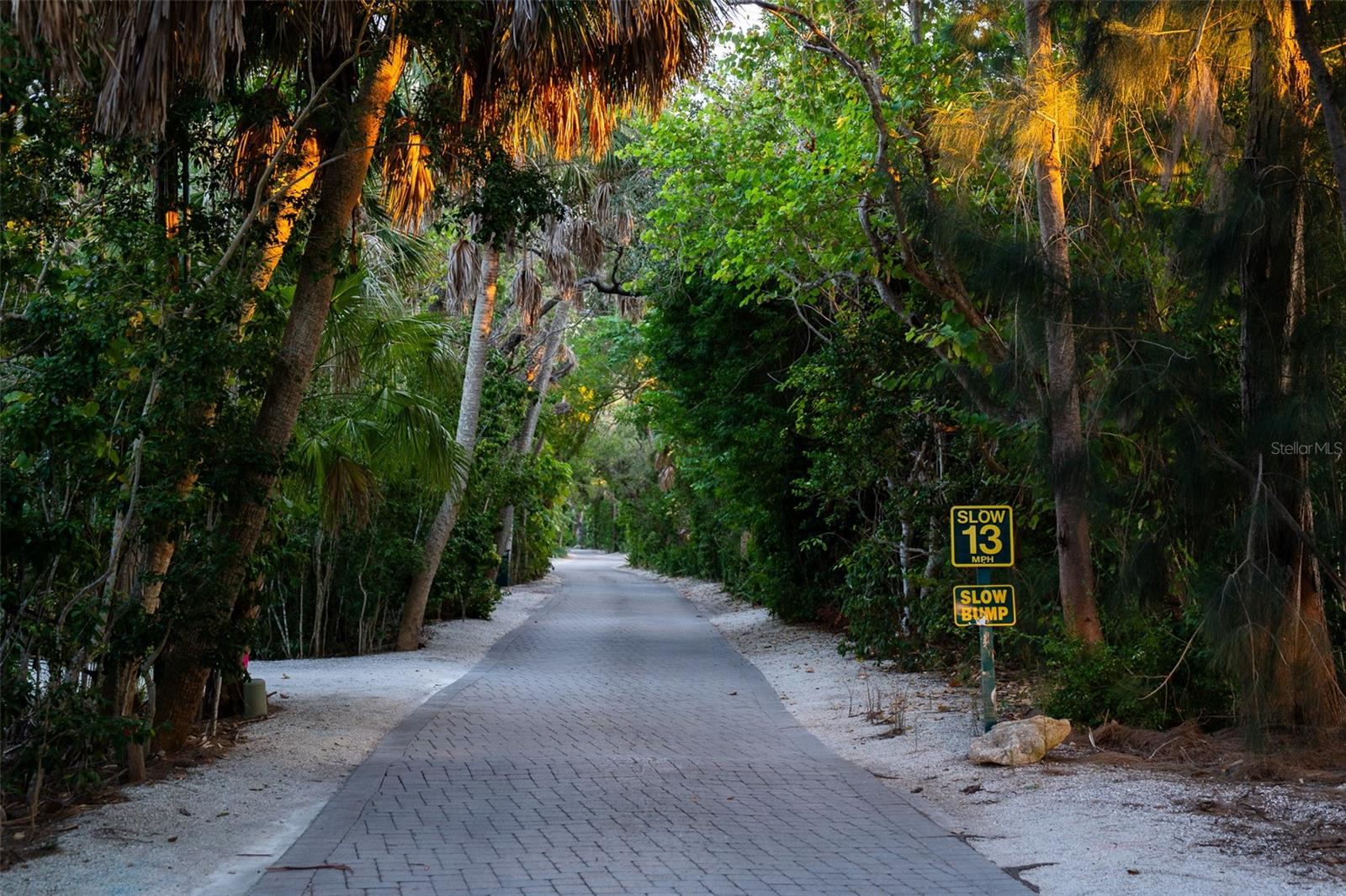 Image 25 of 35 For 1290 Hidden Harbor Way