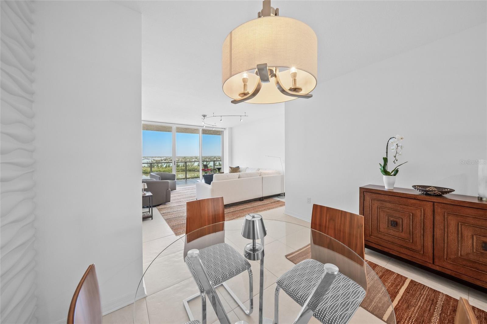 Image 12 of 66 For 1800 Benjamin Franklin Drive A1003